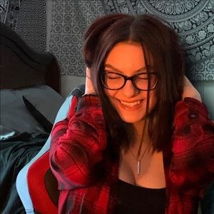 Meet your Posher, Ashlyn